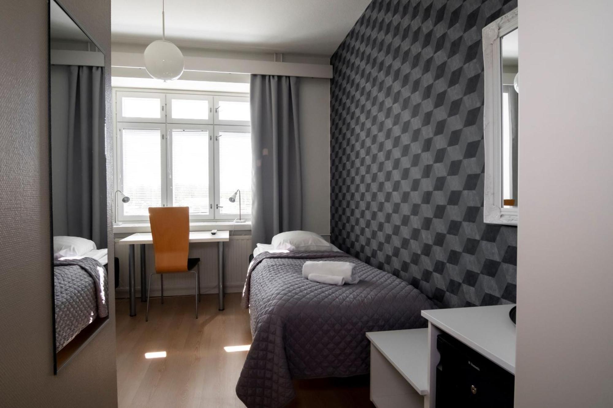 Ik Hotel & Camping Keuruu Quarto foto