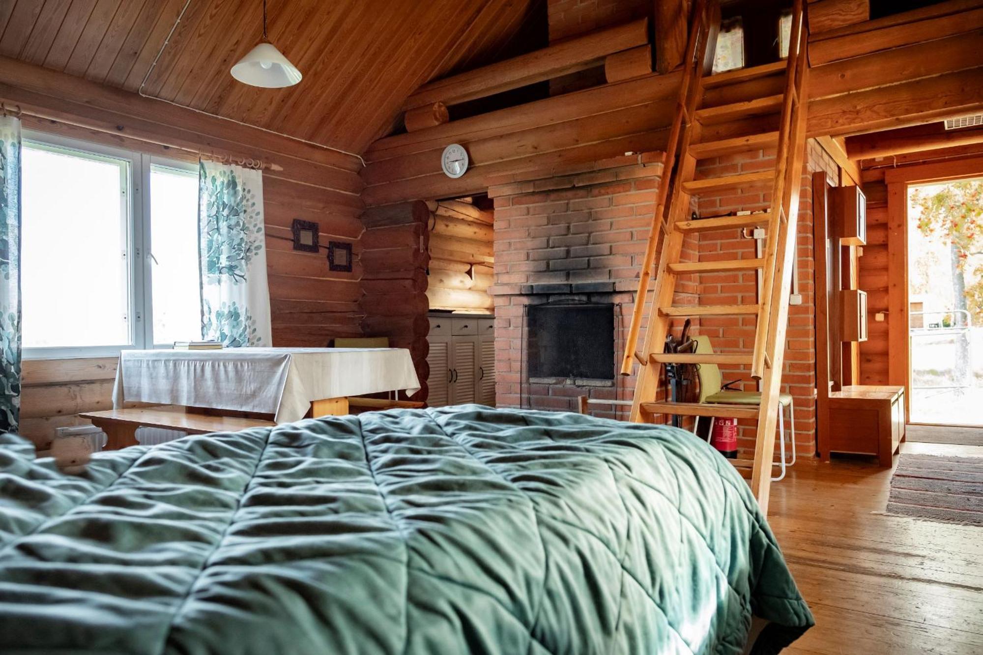 Ik Hotel & Camping Keuruu Quarto foto
